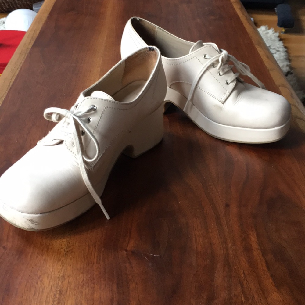 No. 6 Deux Souliers Clogs